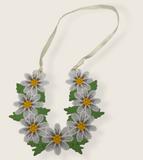 Daisy Horseshoe FSL Decor
